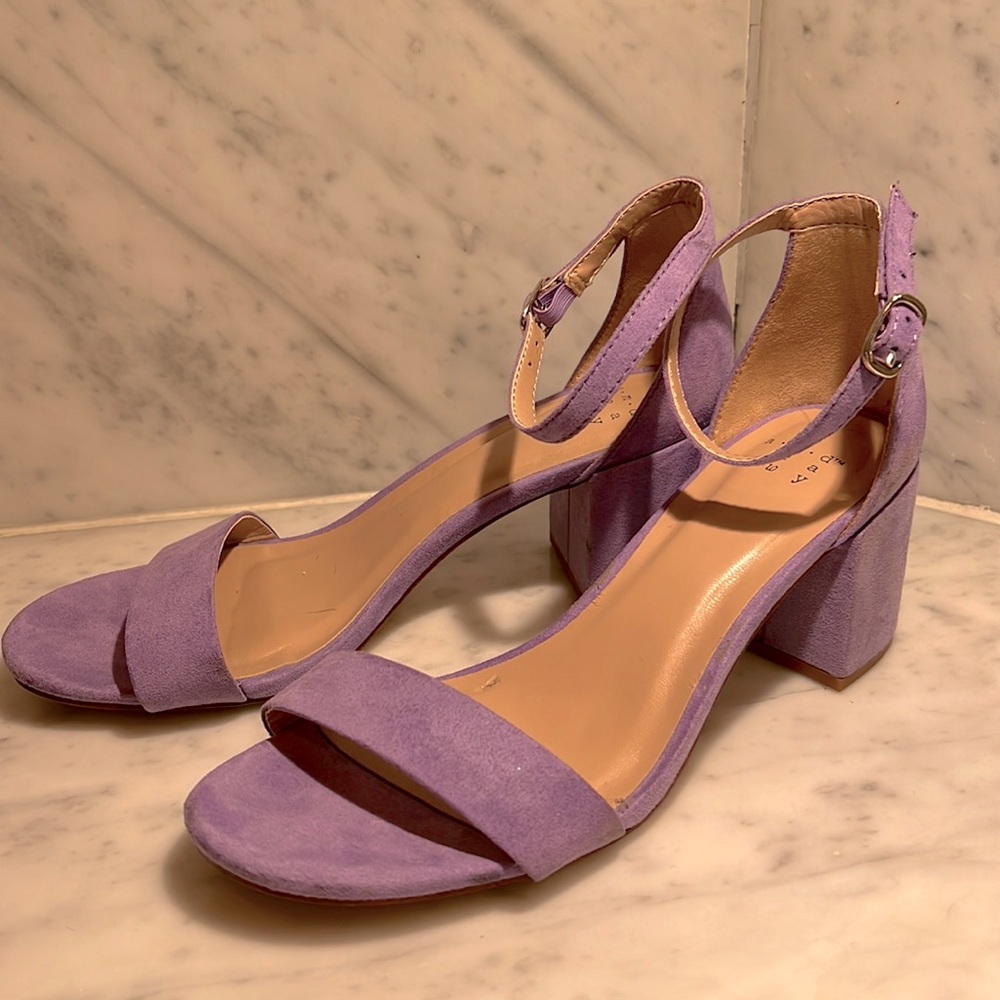Super Adorable Lilac Strap Heels in size 6